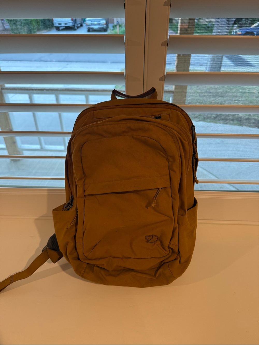 Fjallraven raven 28